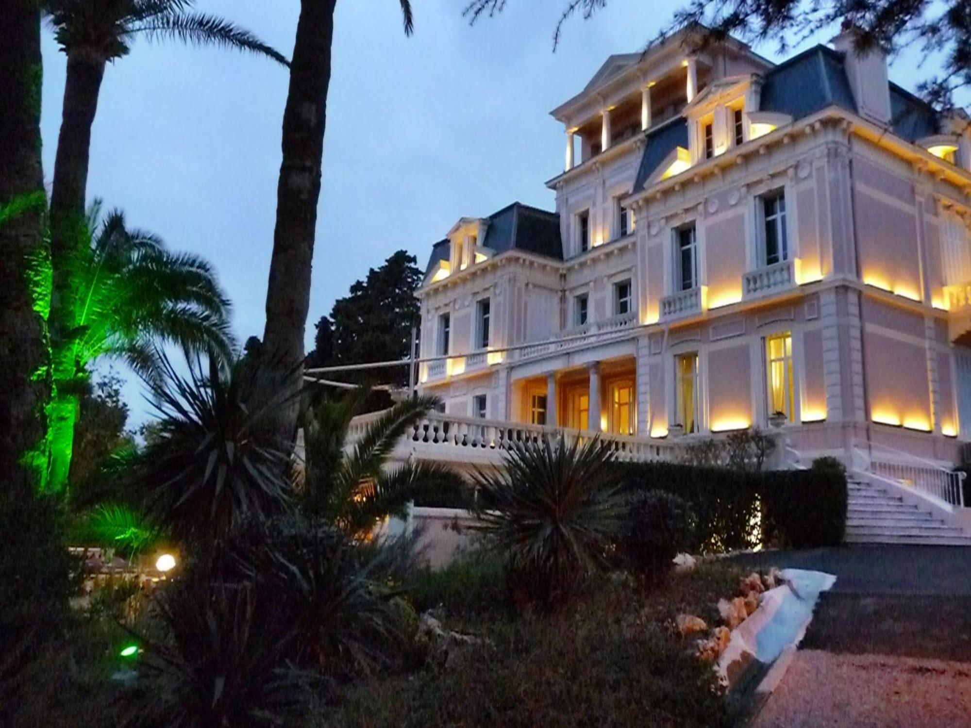 Hotel Les Tourelles Sainte-Maxime Exteriér fotografie