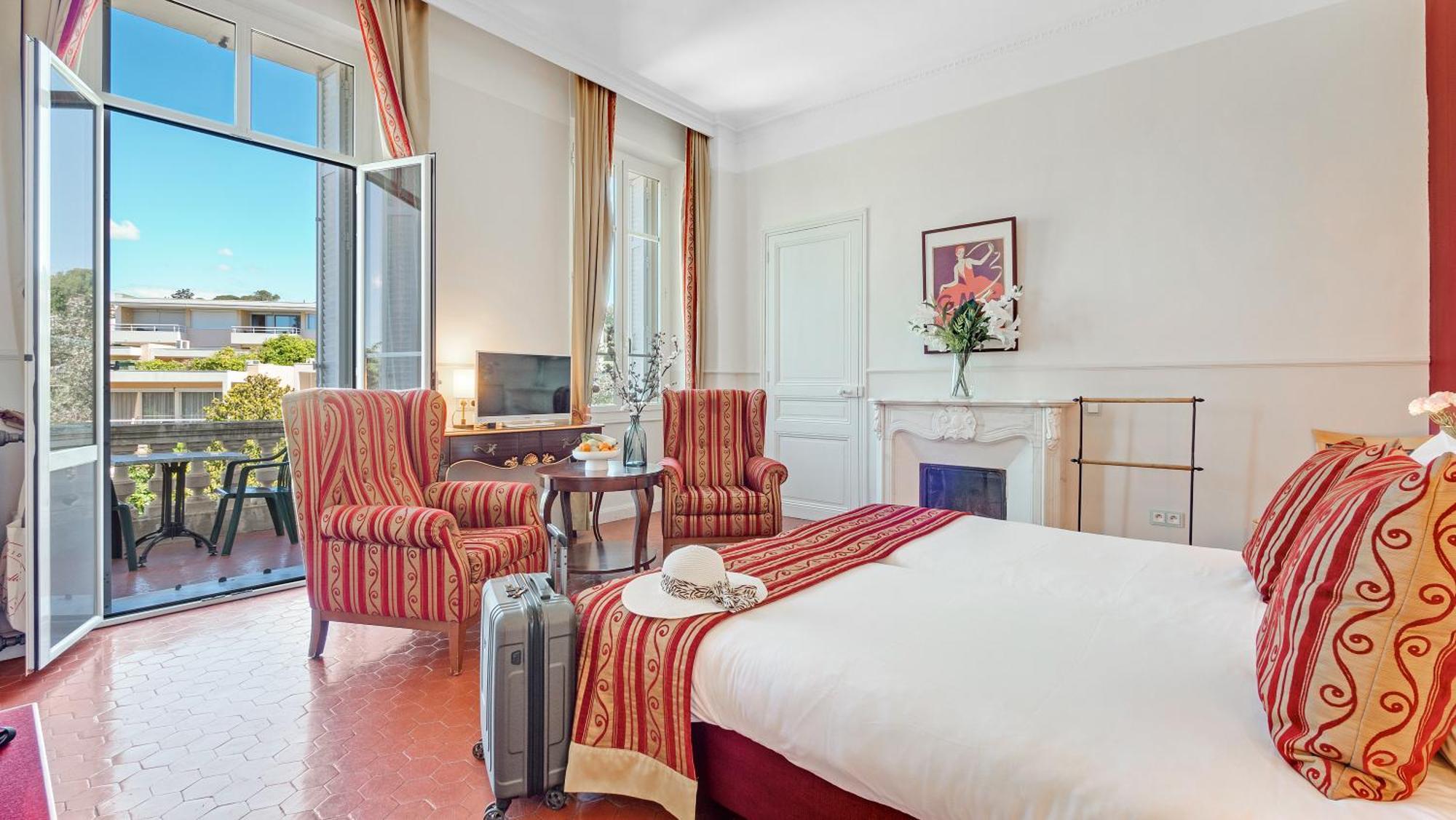 Hotel Les Tourelles Sainte-Maxime Exteriér fotografie