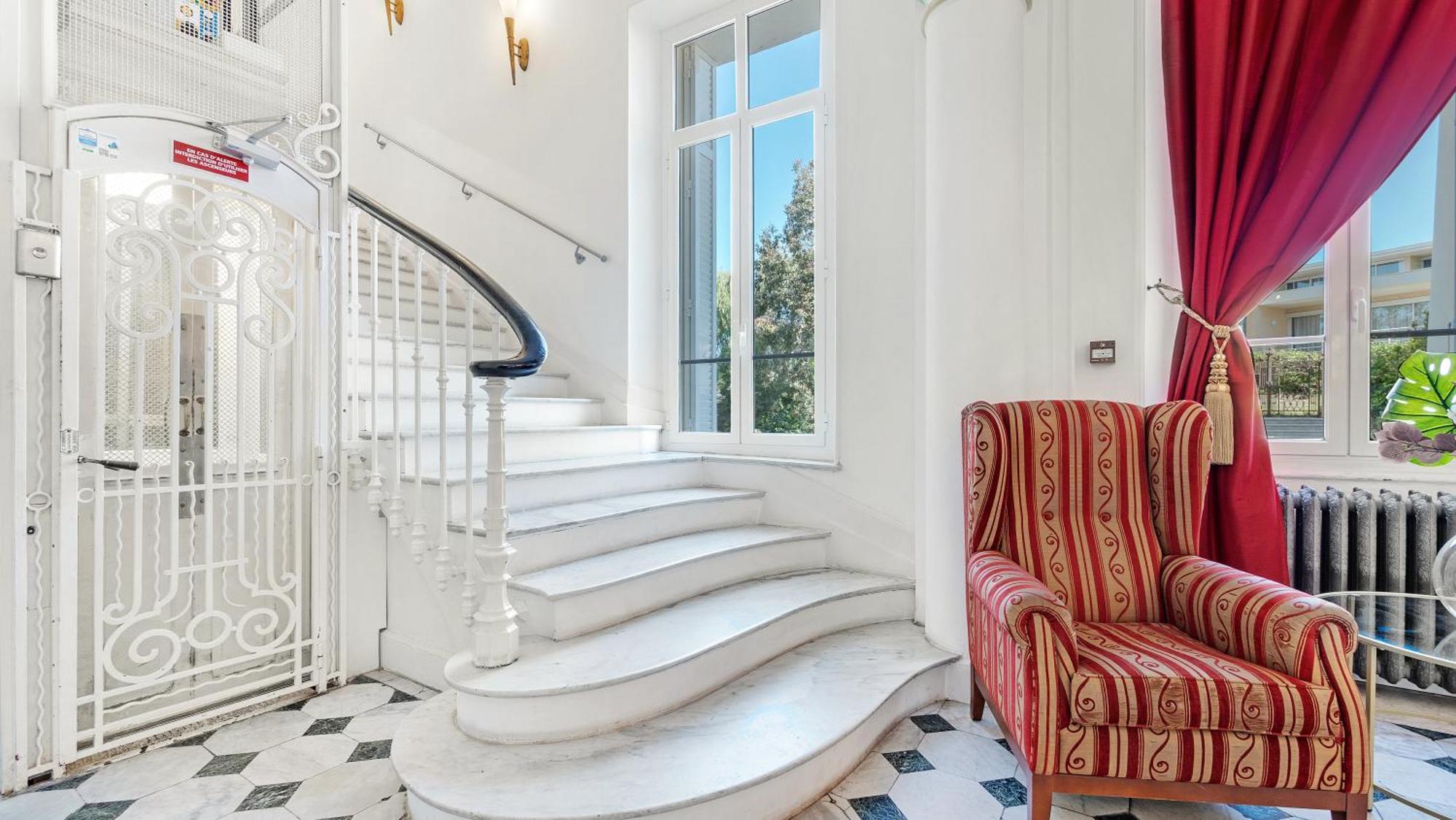 Hotel Les Tourelles Sainte-Maxime Exteriér fotografie